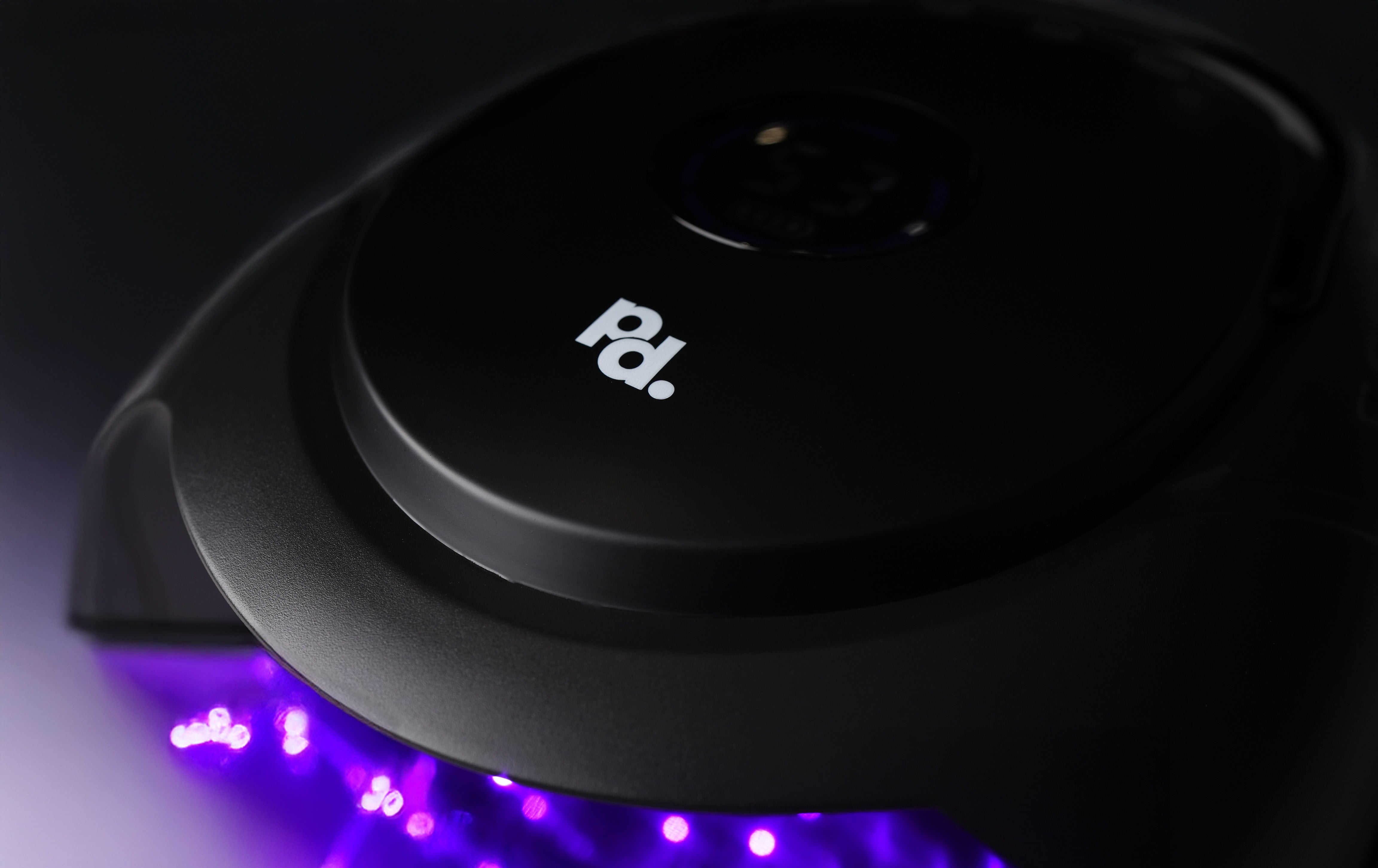 The PRO LED black